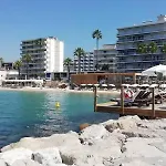 Terrasse Face A La Juan Les Pins 昂蒂布