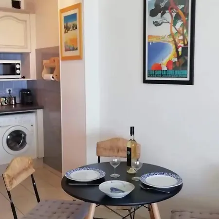 Terrasse Face A La Juan Les Pins Apartman