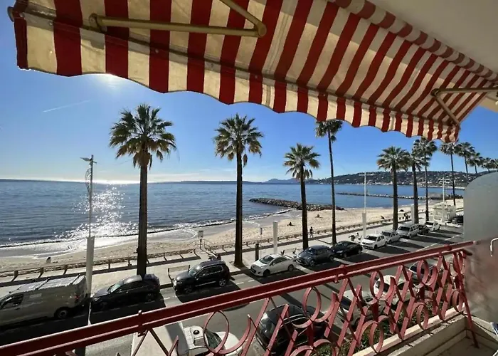 Terrasse Face à La Juan Les Pins Appartement Antibes