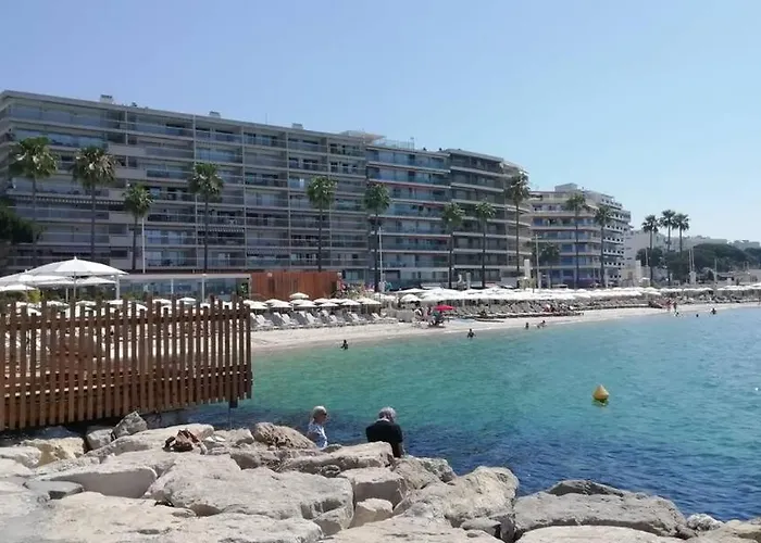 Terrasse Face à La Juan Les Pins Antibes