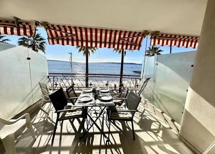 Appartement Terrasse Face à La Juan Les Pins