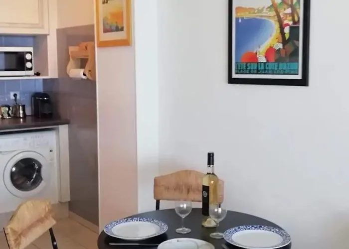 Terrasse Face A La Juan Les Pins Lejlighed